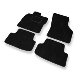 Velúrové koberčeky pre Seat Leon III (2013-2020) - autokoberce - koberce do auta - autorohože - DGS Autodywan - čierna